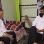 సీనియర్ జర్నలిస్ట్ రామ్మోహన్ నాయుడు గారిని పరామర్శించిన మెగాస్టార్ చిరంజీవి mega meets rammohan naidu