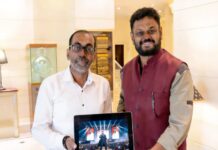 “కింగ్ బుద్ధ – వుయ్ వాంట్ వరల్డ్ పీస్” చిత్ర టైటిల్ సాంగ్ లాంచ్ చేసిన శ్రీలంక బుద్ధిజం రిలీజియన్స్ కేంద్ర శాఖ మంత్రి డాక్టర్ శ్రీ సునీల్ సేనేవి