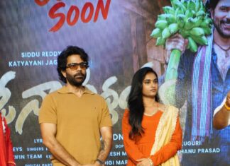 ‘ఓ నా సిద్ధయ్య’ వేదిక పైన 300 మంది ఆటో డ్రైవర్లకు ఇన్సూరెన్స్ అందచేసిన సిద్ధు రెడ్డి
